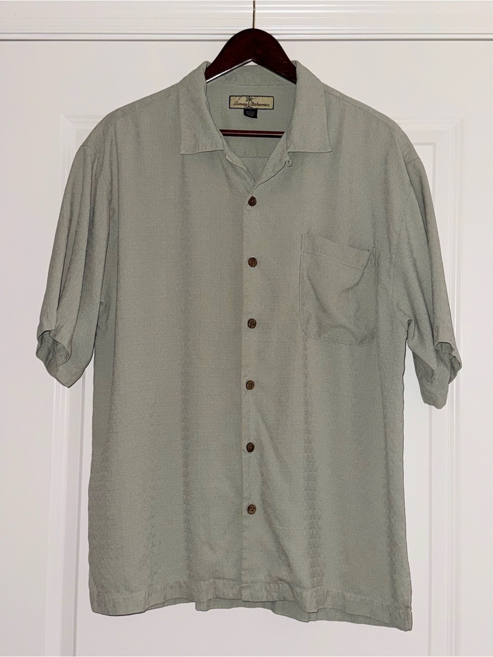 Tommy Bahama Mens Large Palm Tree Coconut Light Olive 100% Silk ButtonDown Shirt